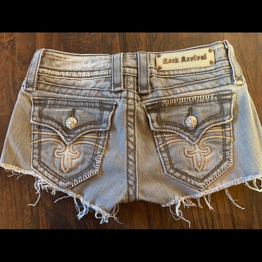 Rock revival jeans